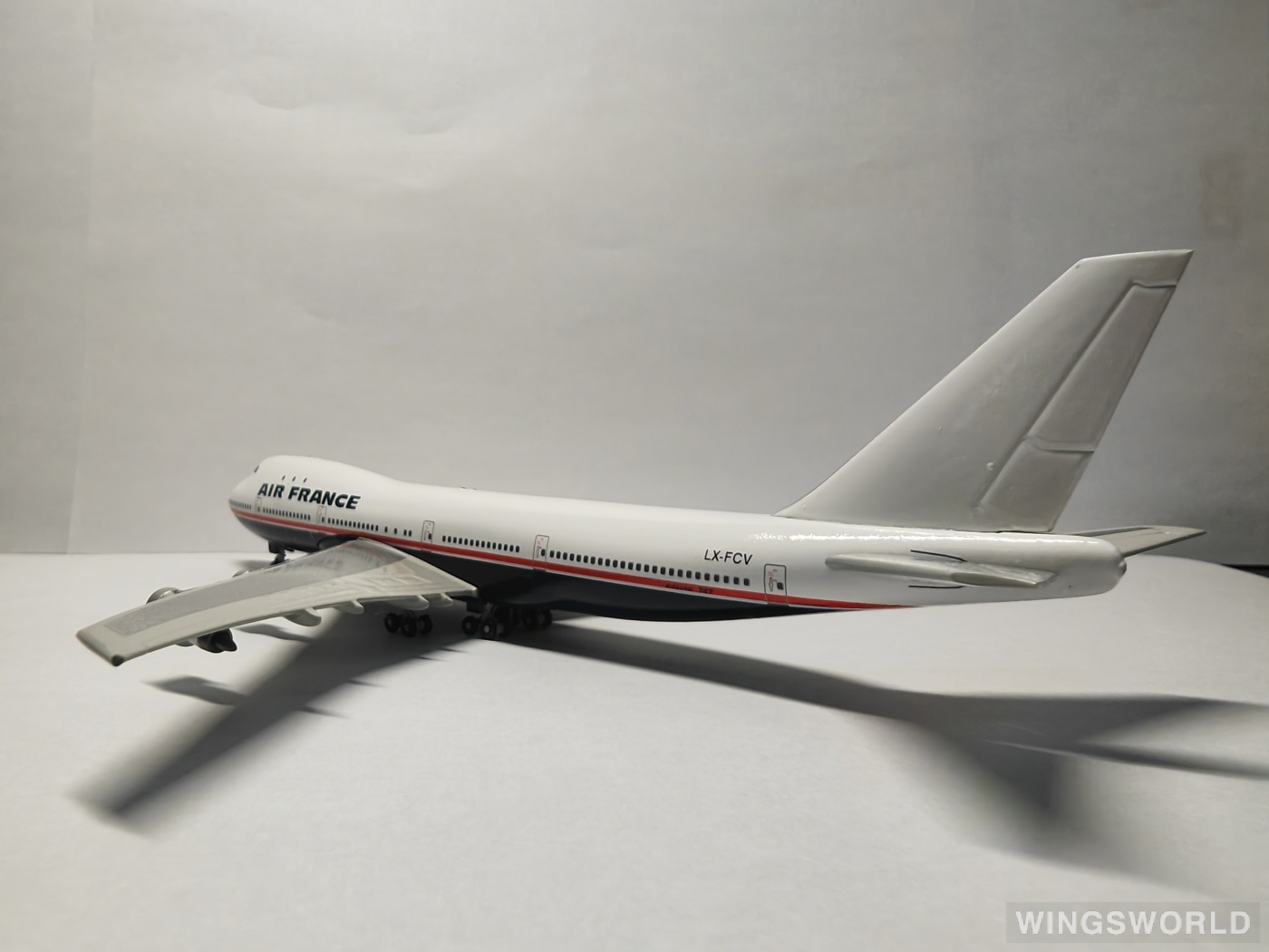 Magic 1:400 628633 Air France 法国航空 Boeing 747-100 LX-FCV