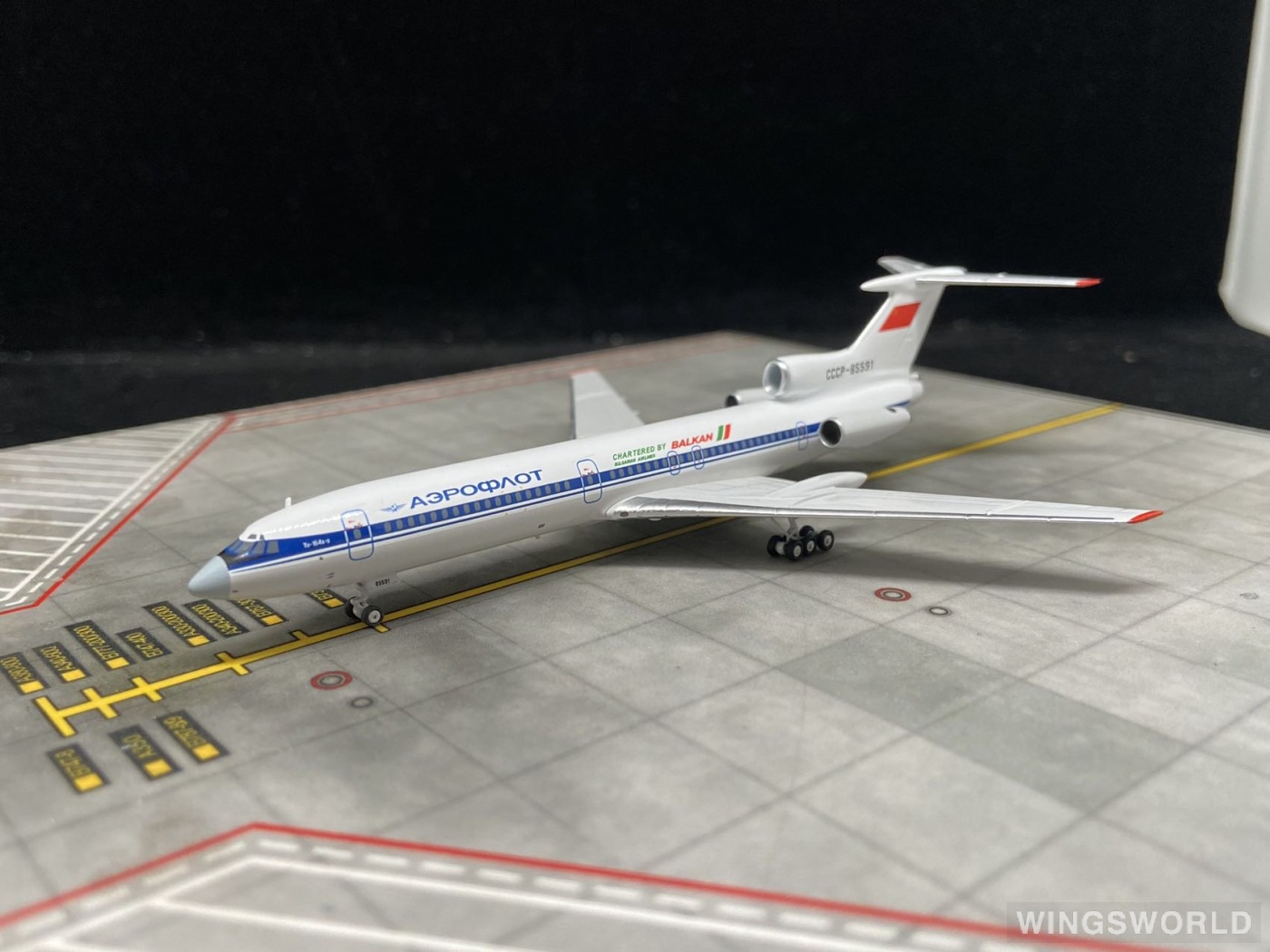 NGmodels 1:400 NG54018 Aeroflot 俄罗斯航空 Tupolev Tu-154 CCCP-85591