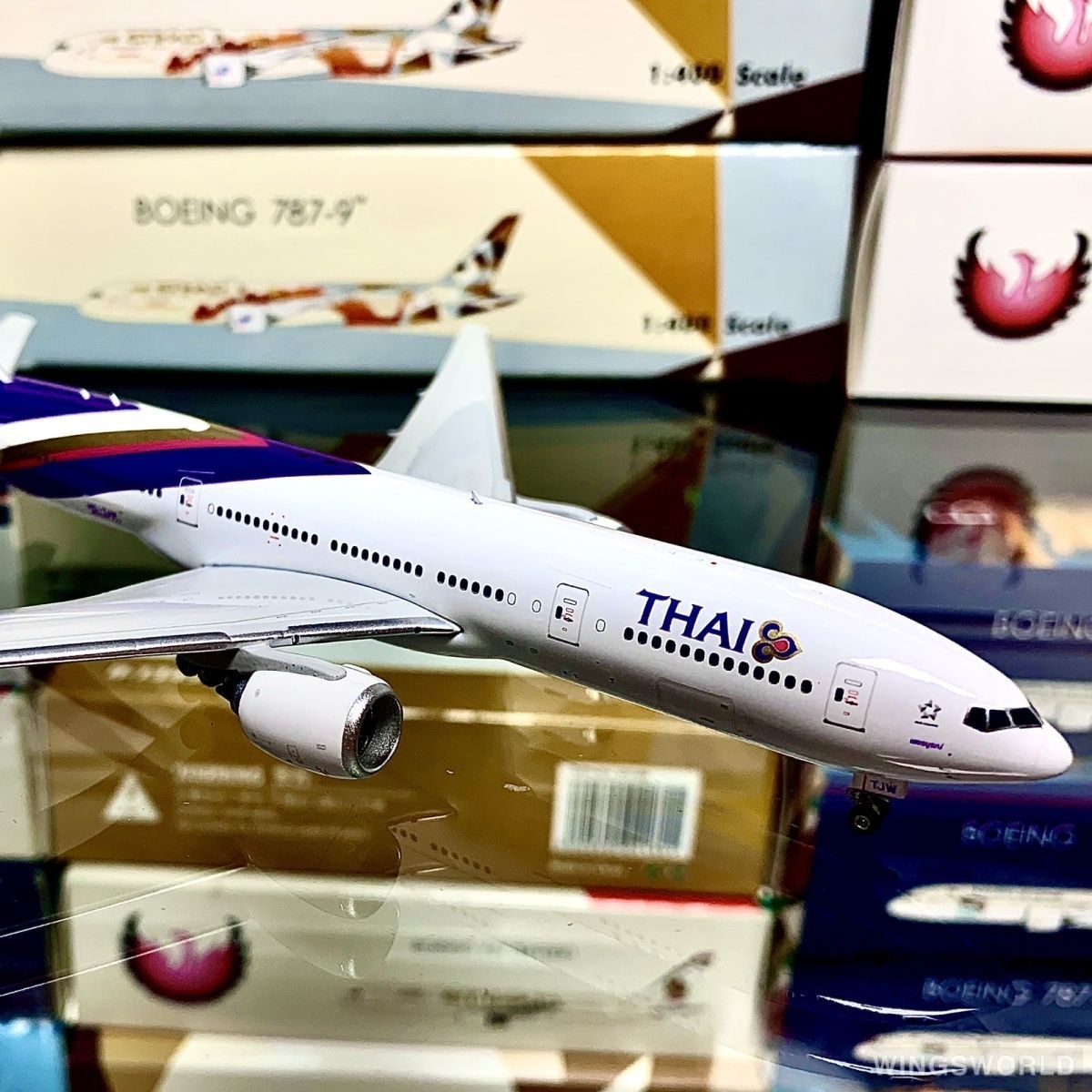 Phoenix 1:400 PH11802 Thai Airways 泰国国际航空 Boeing 777-200ER HS-TJW