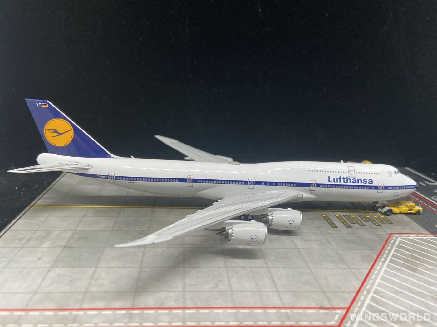 NGmodels 1:400 NG78016 Lufthansa 汉莎航空 Boeing 747-8i D-ABYT