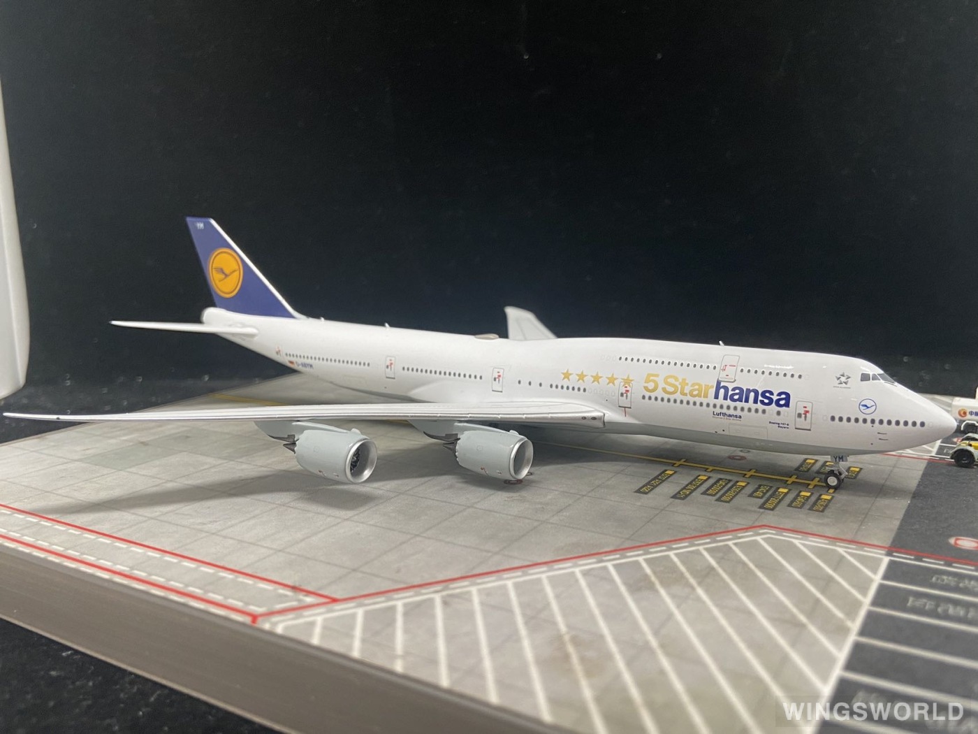 NGmodels 1:400 NG78010 Lufthansa 汉莎航空 Boeing 747-8i D-ABYM