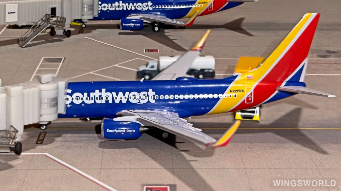 NGmodels 1:400 NG77042 Southwest Airlines 美国西南航空 Boeing 737-700 N221WN