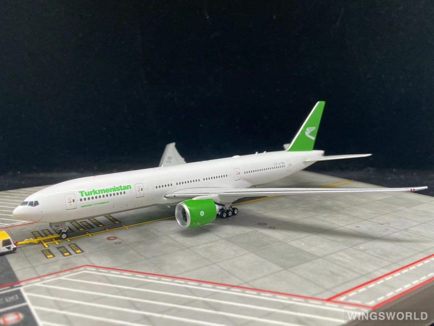 Phoenix 1:400 Boeing 777-200LR Turkmenistan Airlines 土库曼 Phoenix 1:400 Boeing 777-200LR Turkmenistan Airlines 土库曼