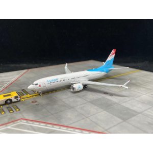 Luxair 卢森堡航空 Boeing 737 MAX 8 LX-LBL  PH11847 Phoenix 1:400