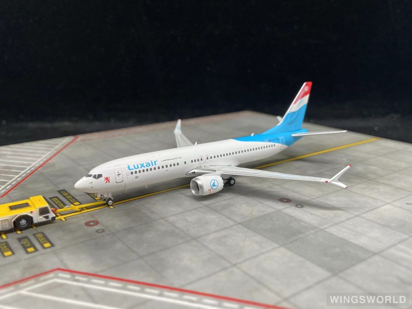 Phoenix 1:400 PH11847 Luxair 卢森堡航空 Boeing 737 MAX 8 LX-LBL