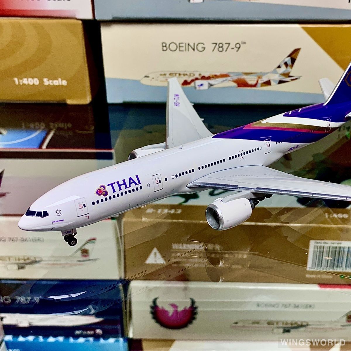 Phoenix 1:400 PH11802 Thai Airways 泰国国际航空 Boeing 777-200ER HS-TJW