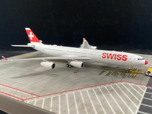 SWISS A340-300 スイス航空 エアバス ph 1:400 SWISS A340-300 スイス航空 エアバス ph 1:400 - メルカリ
