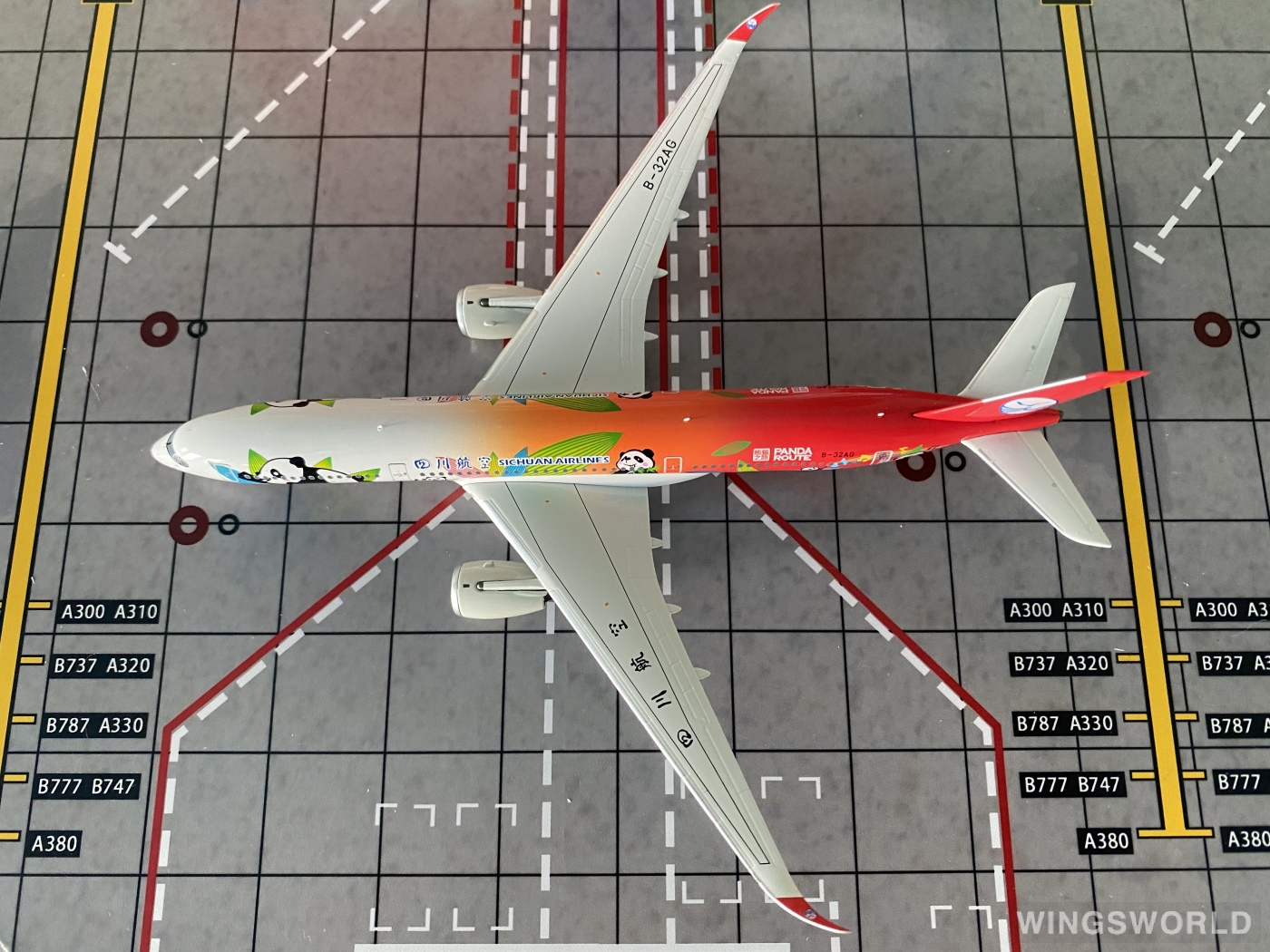 NGmodels 1:400 NG39062 Sichuan Airlines 四川航空 Airbus A350-900 B-32AG