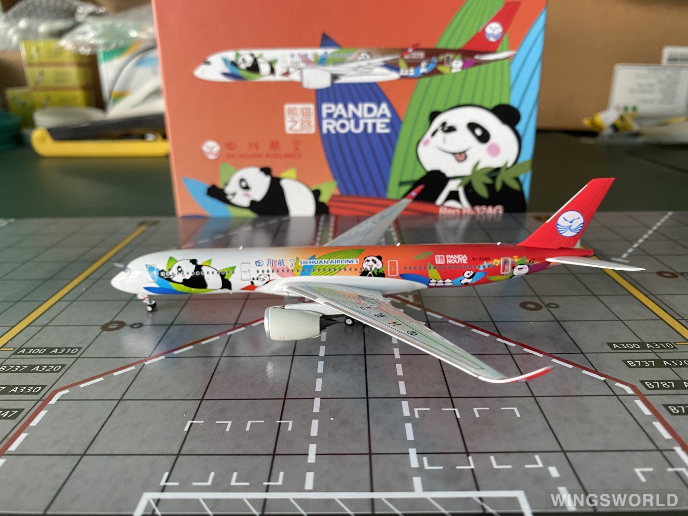 NGmodels 1:400 NG39062 Sichuan Airlines 四川航空 Airbus A350-900 B-32AG