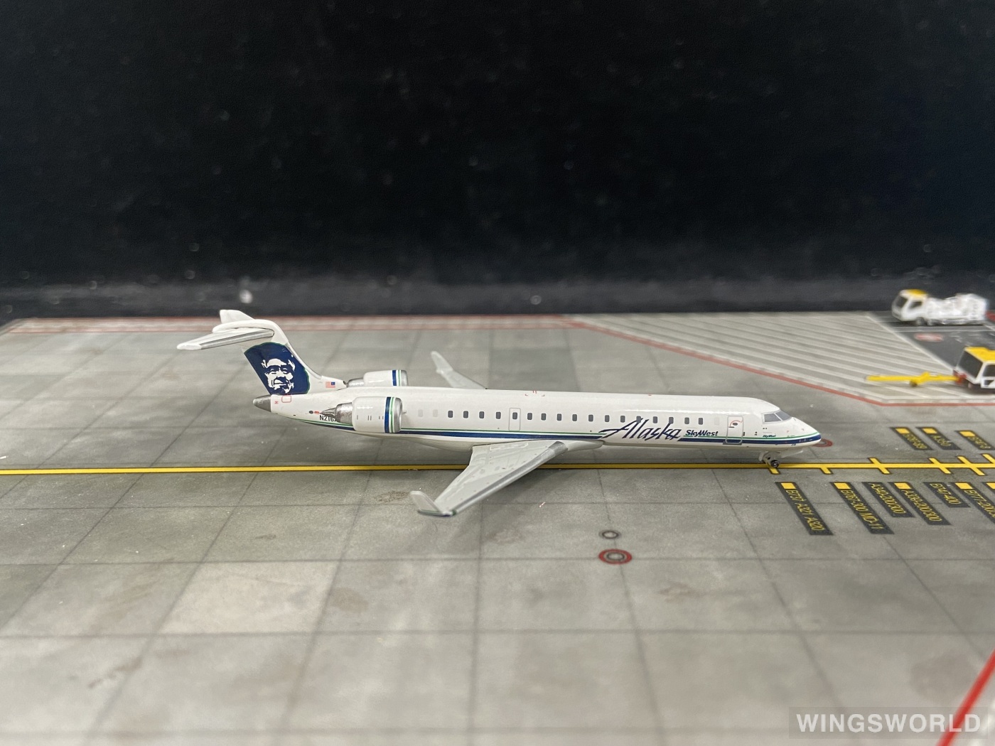 Geminijets 1:400 GJASA1045 Alaska Airlines 阿拉斯加航空 Bombardier CRJ700 N216AG