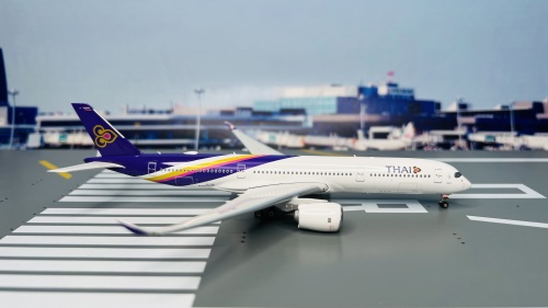 Phoenix 1:400 Airbus A350-900 Thai Airways 泰国国际航空
