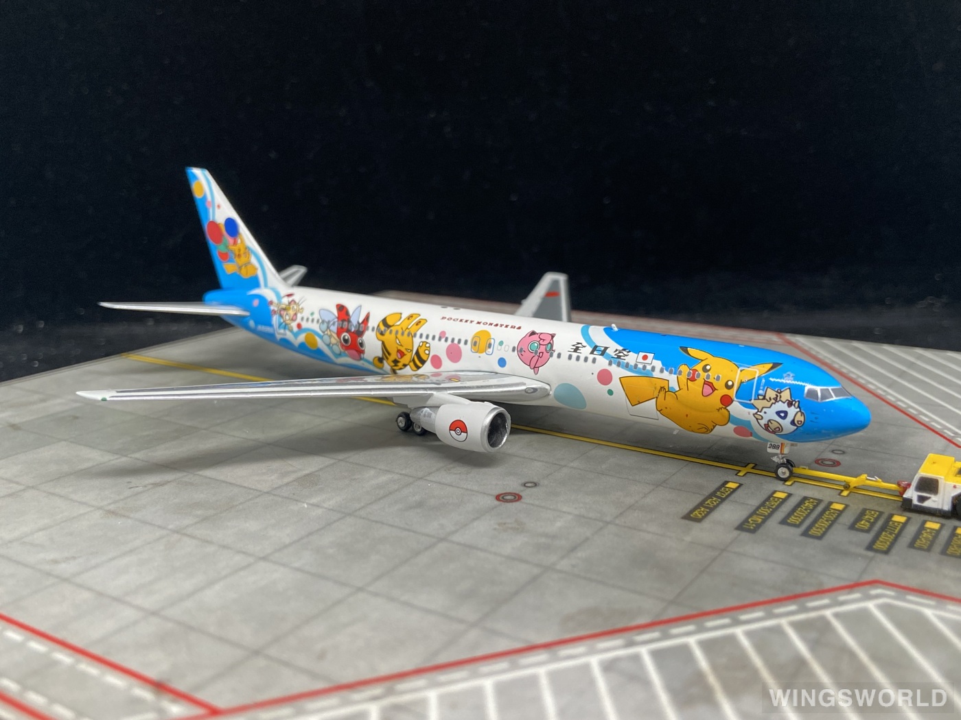 Phoenix 1:400 PH04029 ANA 全日空 Boeing 767-300 JA8288
