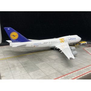 Lufthansa 汉莎航空 Boeing 747-400 D-ABVH  PH04044 Phoenix 1:400