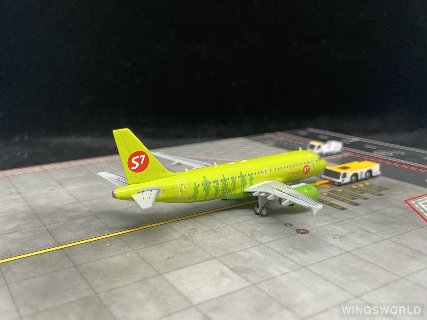 Airbus A319 VP-BHF | Unique Airplane Skin Tags | Aviationtag