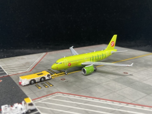 Geminijets 1:400 Airbus A319 S7 Airlines 西伯利亚航空