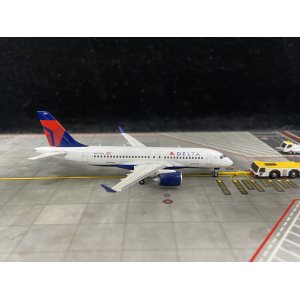 Delta Air Lines 达美航空 Bombardier CS100 N101DN  GJDAL1701 Geminijets 1:400