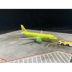 S7 Airlines 西伯利亚航空 Airbus A319 VP-BHP  GJSBI1660 Geminijets 1:400