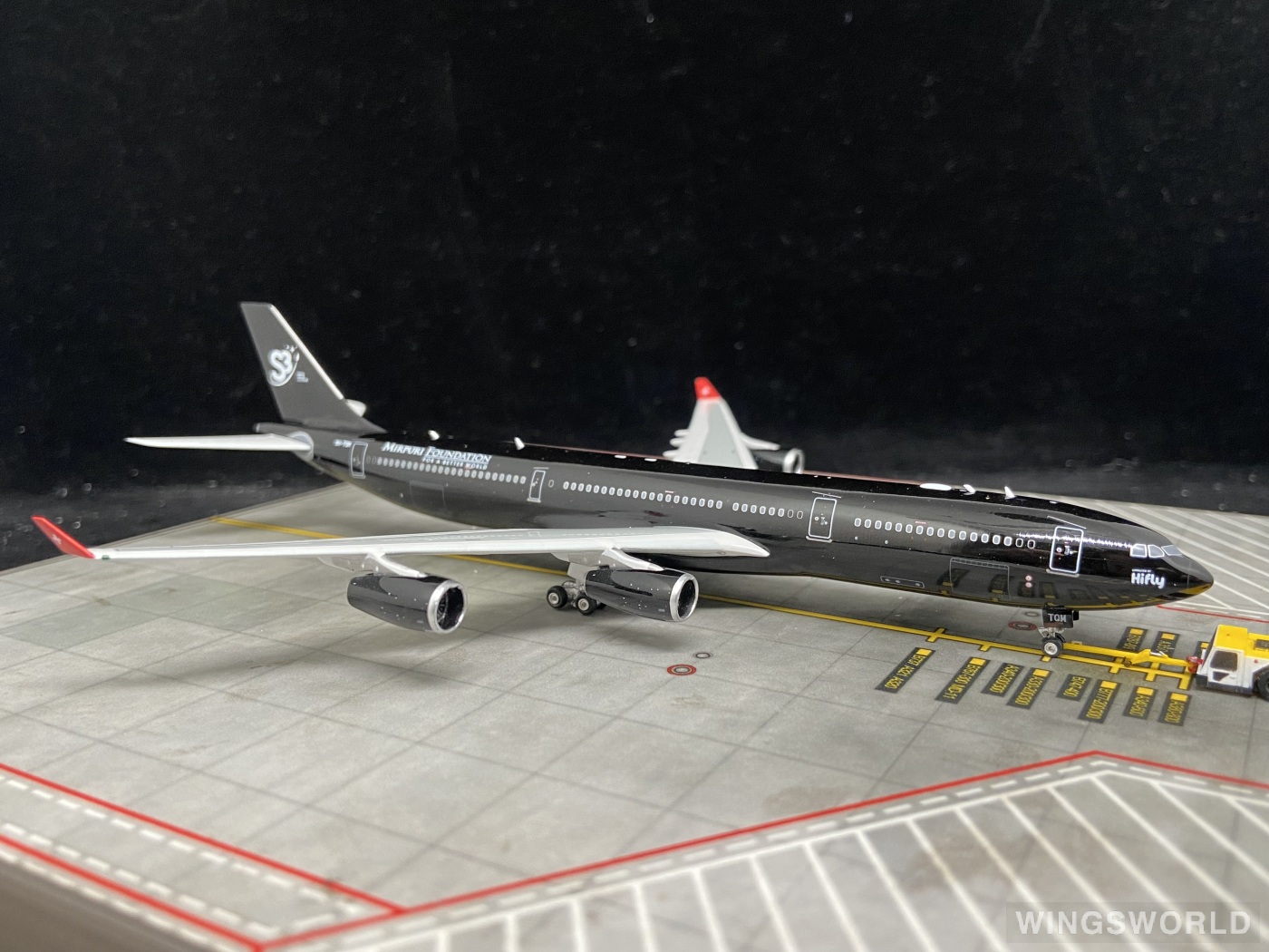Phoenix 1:400 PH04161 Hi Fly 葡萄牙高飞航空 Airbus A340-300 9H-TQM