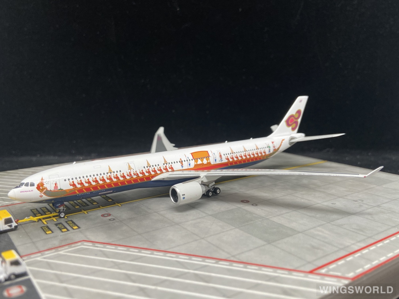 Phoenix 1:400 PH10633 Thai Airways 泰国国际航空 Airbus A330-300 HS-TEK