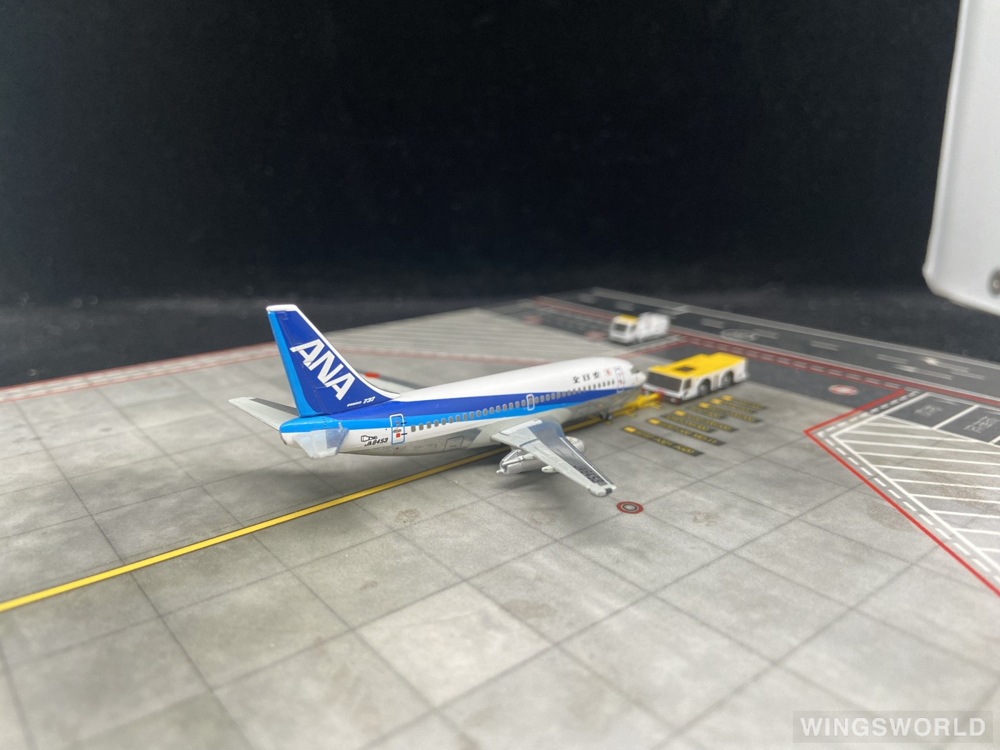Hogan 1:400 NH40037 ANA 全日空 Boeing 737-200 JA8453
