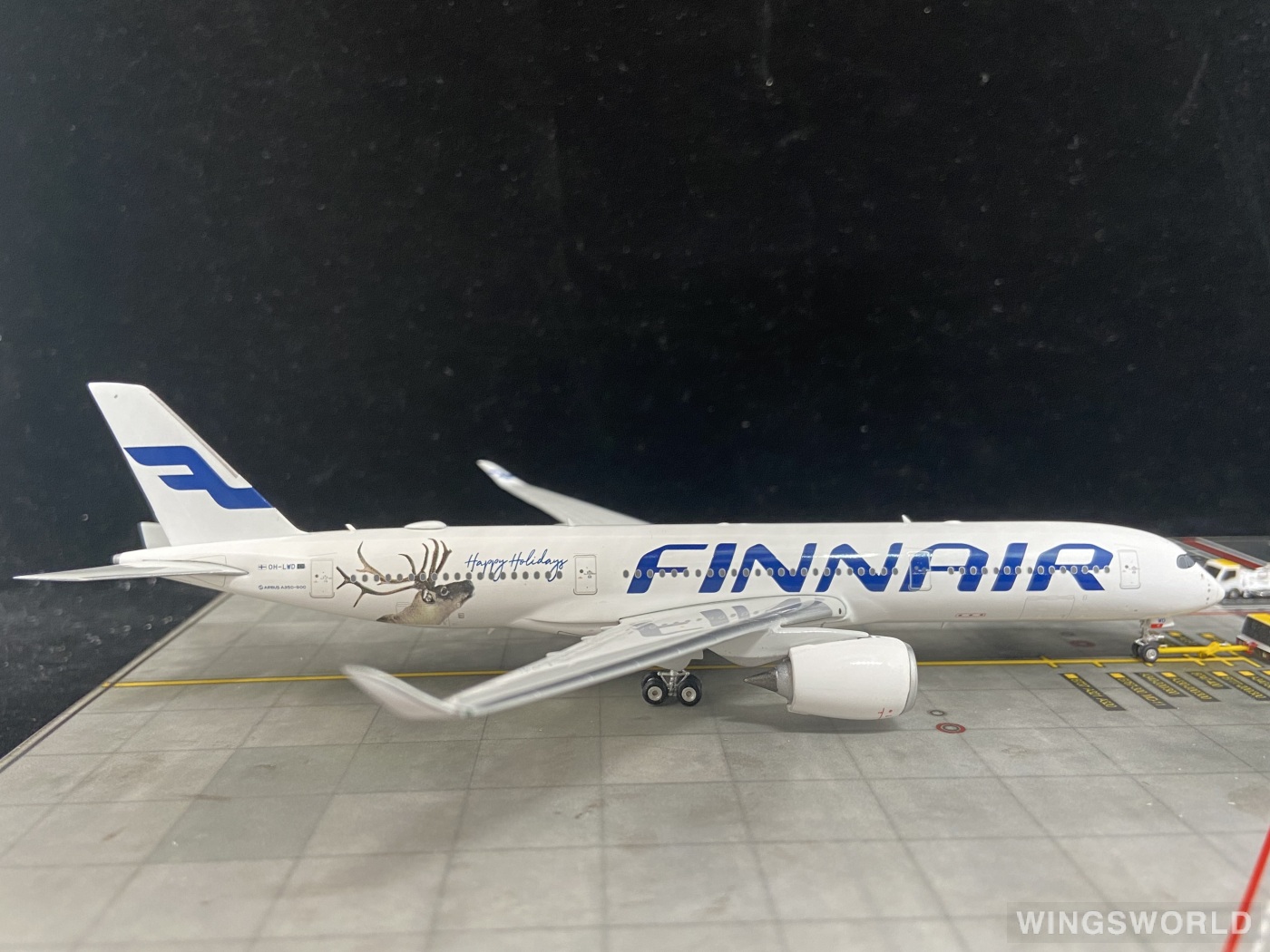 Phoenix 1:400 PH11422 Finnair 芬兰航空 Airbus A350-900 OH-LWD