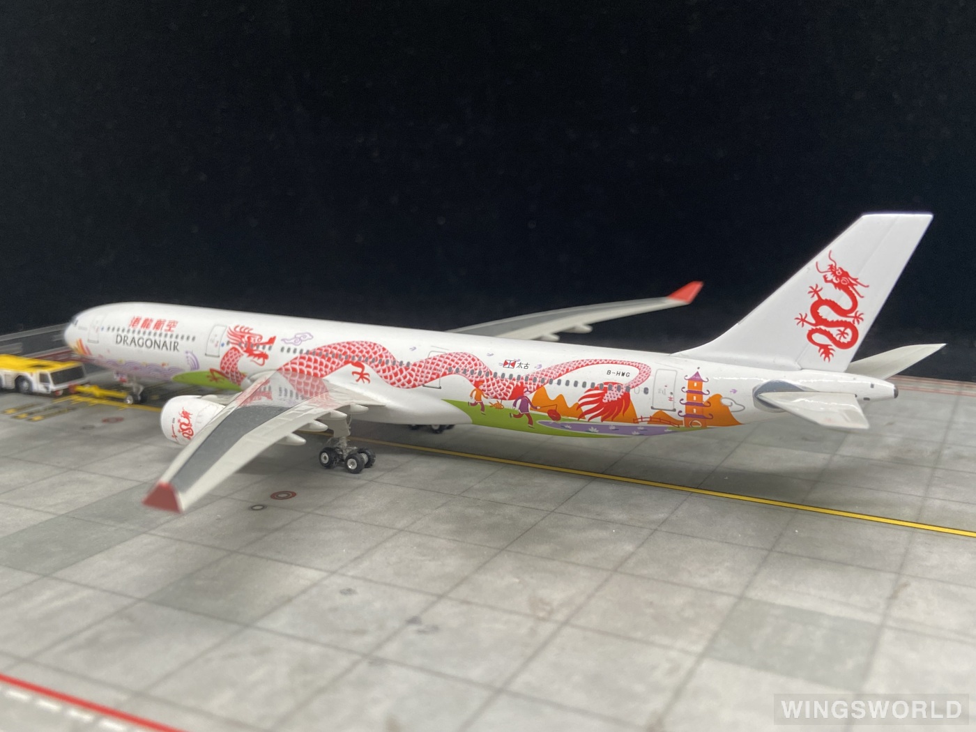 Phoenix 1:400 Airbus A330-300 Dragonair 港龙航空PHBHWG B-HWG