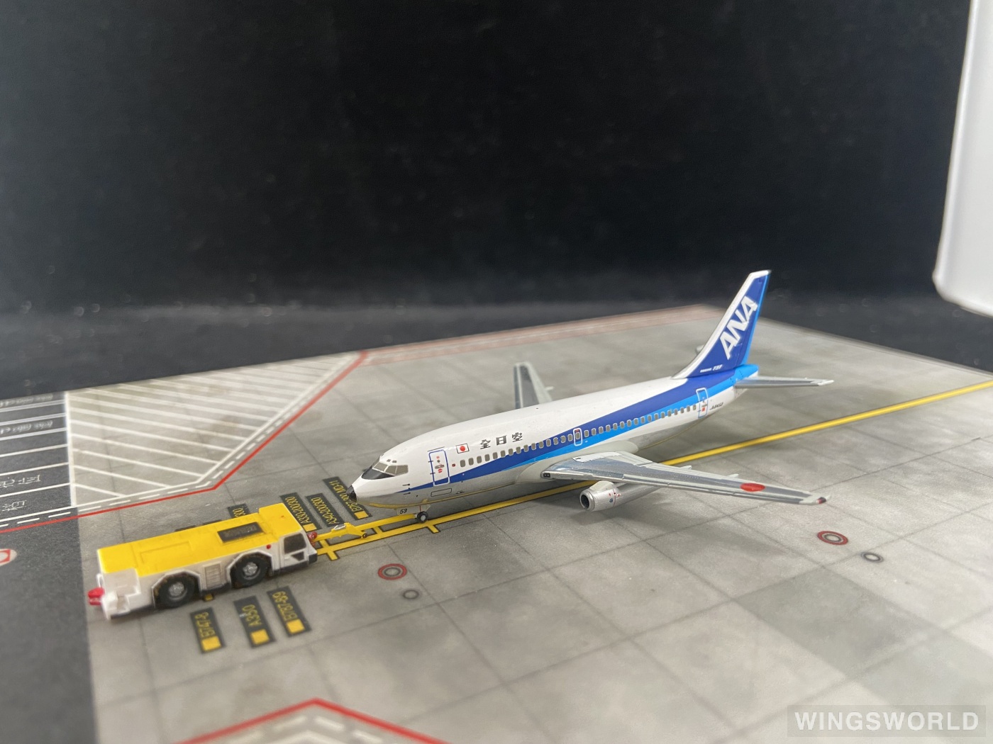 Hogan 1:400 NH40037 ANA 全日空 Boeing 737-200 JA8453
