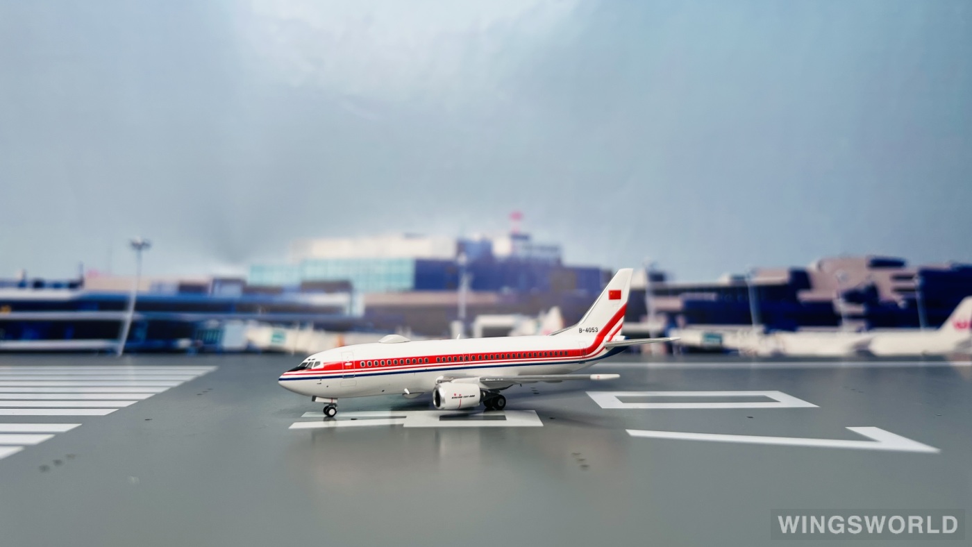 C Model 1:400 C0013 PLAAF 中国空军 Boeing 737-300 B-4053