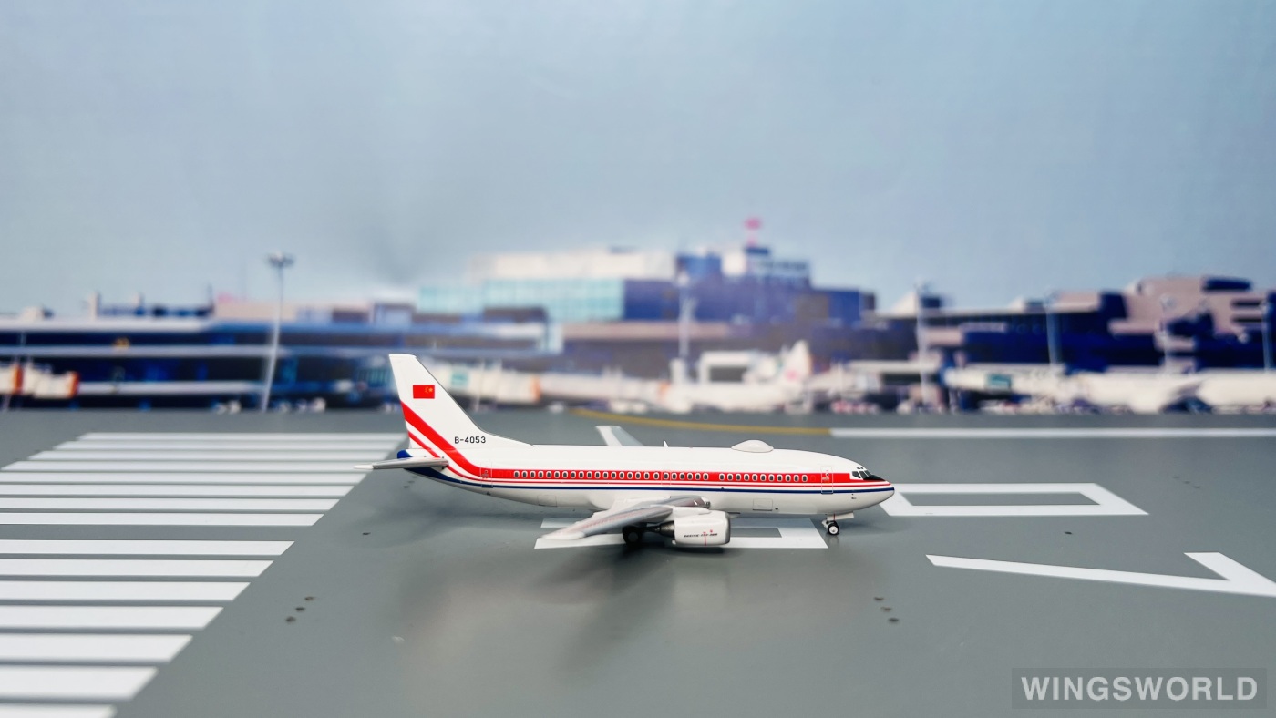 C Model 1:400 C0013 PLAAF 中国空军 Boeing 737-300 B-4053