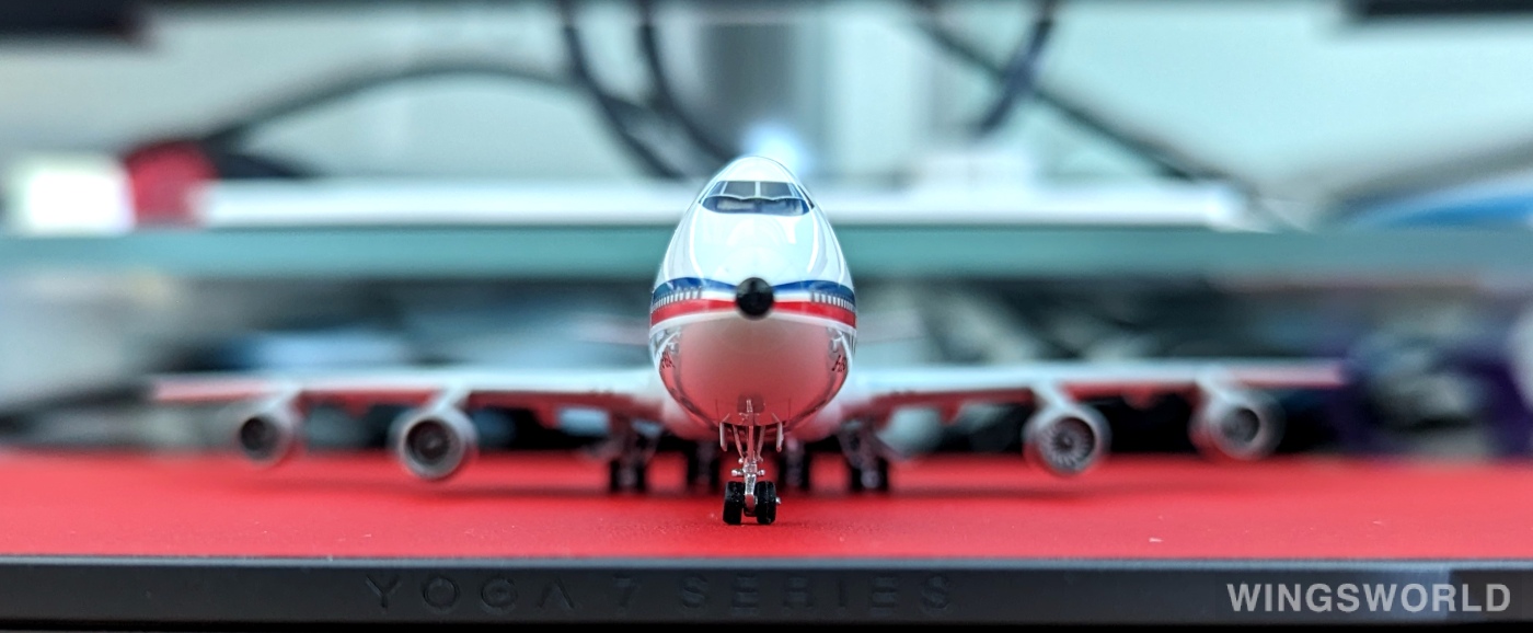 Phoenix 1:400 PH11870 China Airlines 中华航空 Boeing 747-200 B-1864