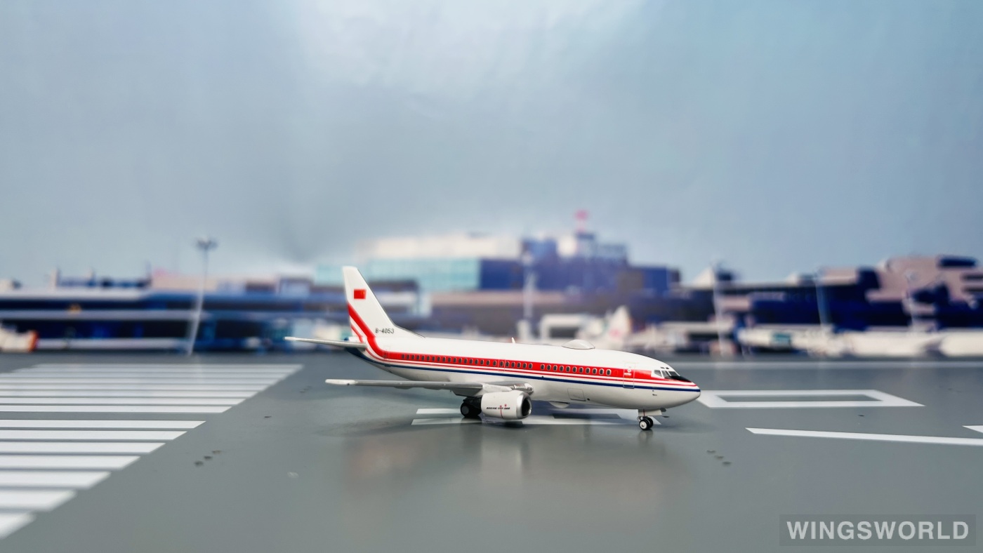 C Model 1:400 C0013 PLAAF 中国空军 Boeing 737-300 B-4053
