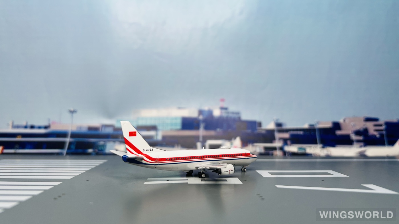 C Model 1:400 C0013 PLAAF 中国空军 Boeing 737-300 B-4053