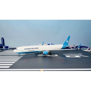 Maersk Air Cargo 马士基航空 Boeing 767-300ER OY-SYA  LH2430C JC Wings 1:200