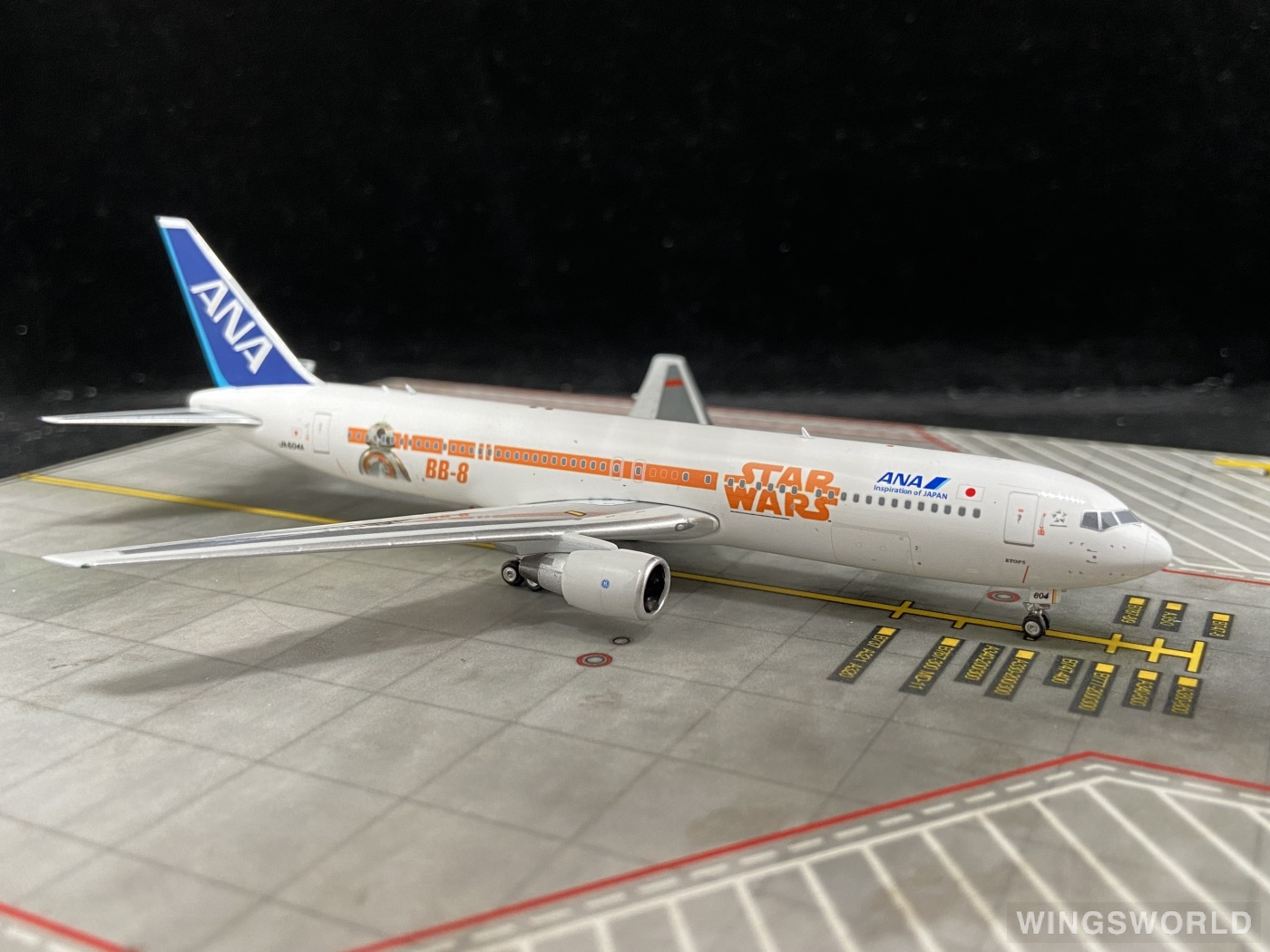 Phoenix 1:400 PH4JA604A ANA 全日空 Boeing 767-300 JA604A