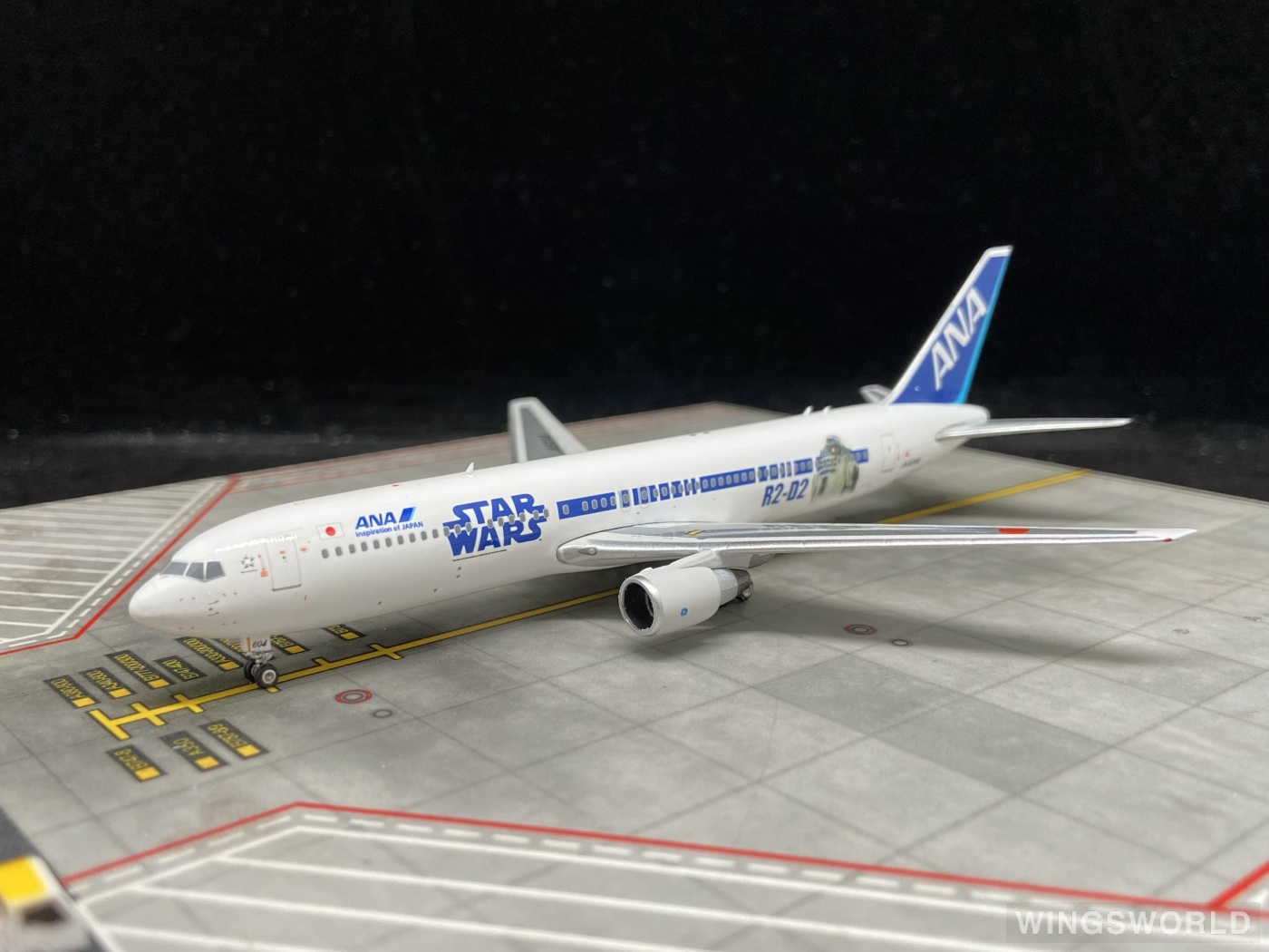 Phoenix 1:400 PH4JA604A ANA 全日空 Boeing 767-300 JA604A