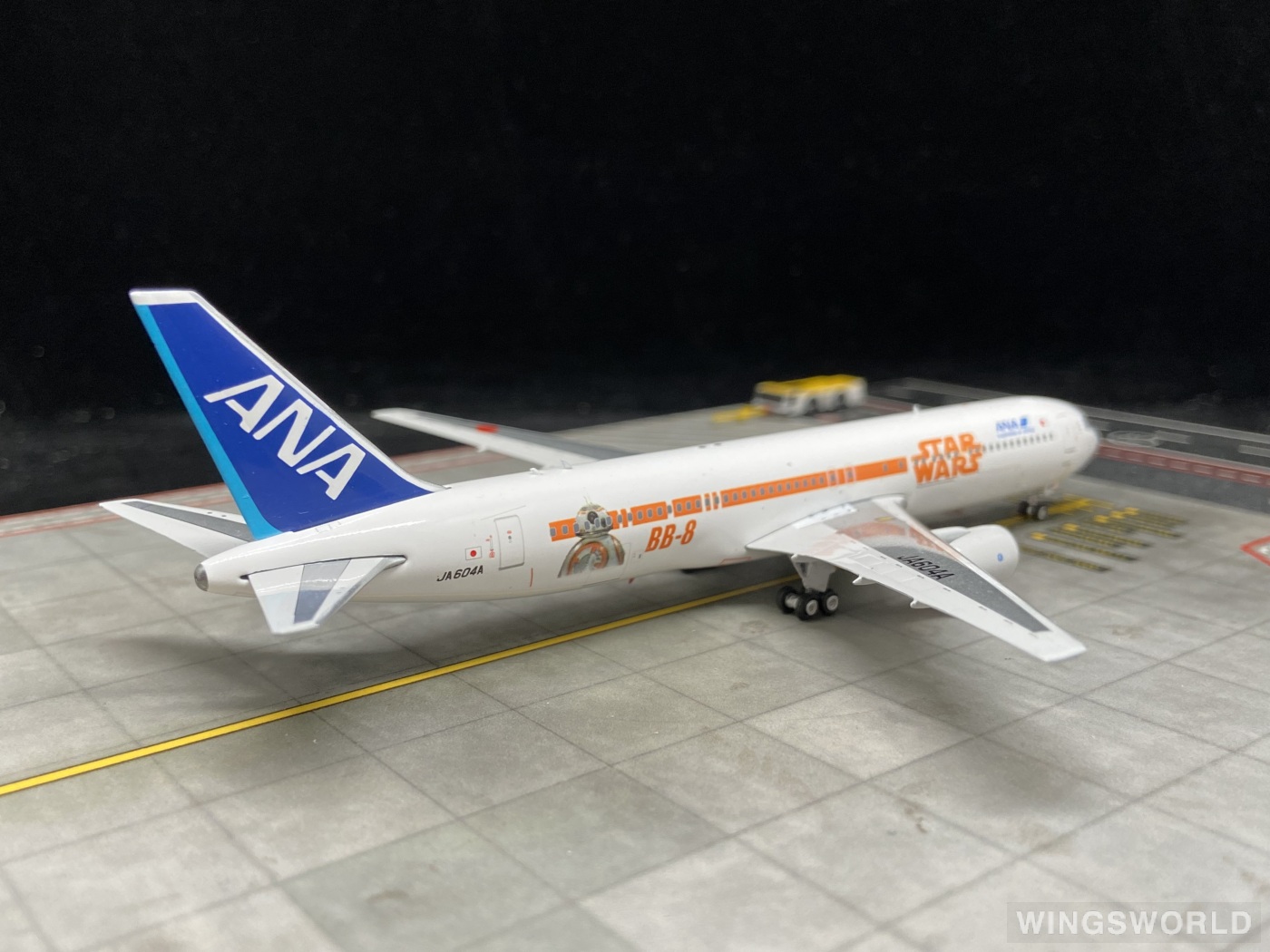 Phoenix 1:400 PH4JA604A ANA 全日空 Boeing 767-300 JA604A