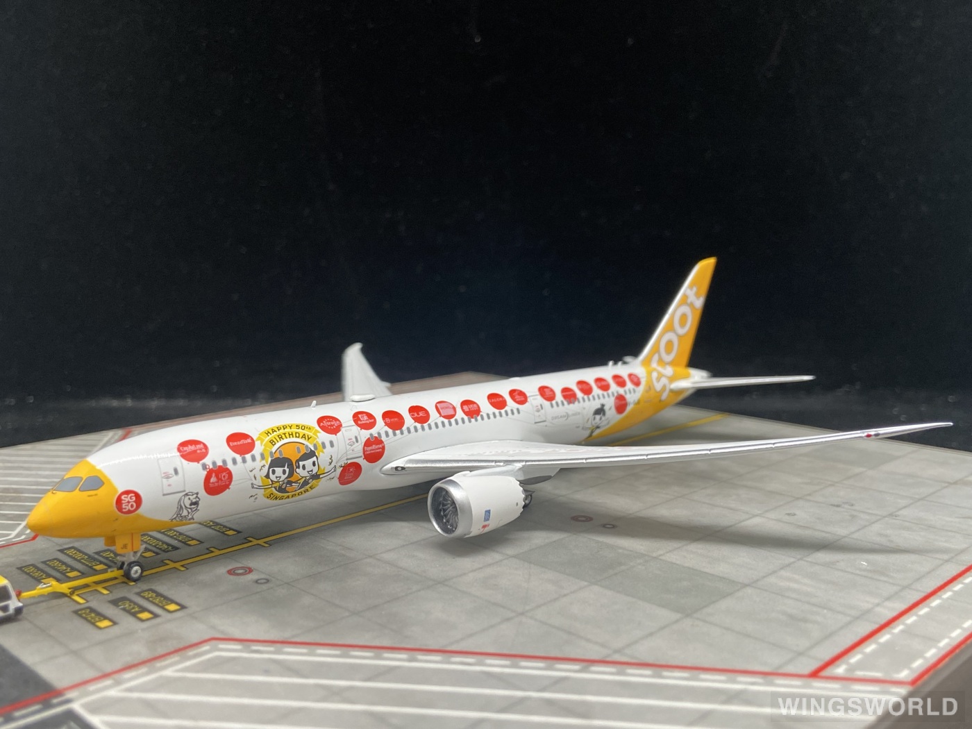 Phoenix 1:400 Boeing 787-9 Scoot 酷航PH11161 9V-OJE 新加坡建国50