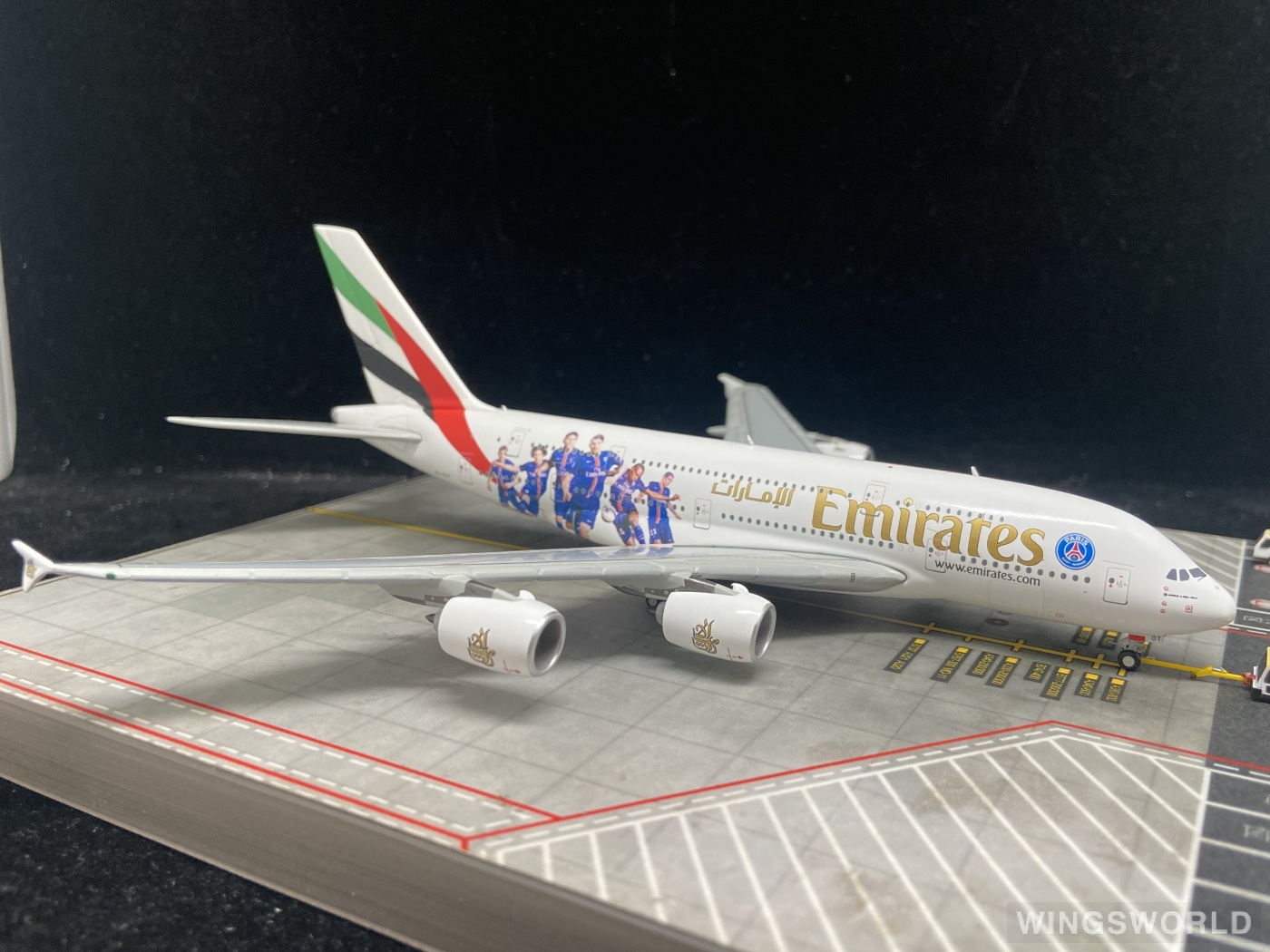 Geminijets 1:400 GJUAE1559 Emirates 阿联酋航空 Airbus A380-800 A6-EOT