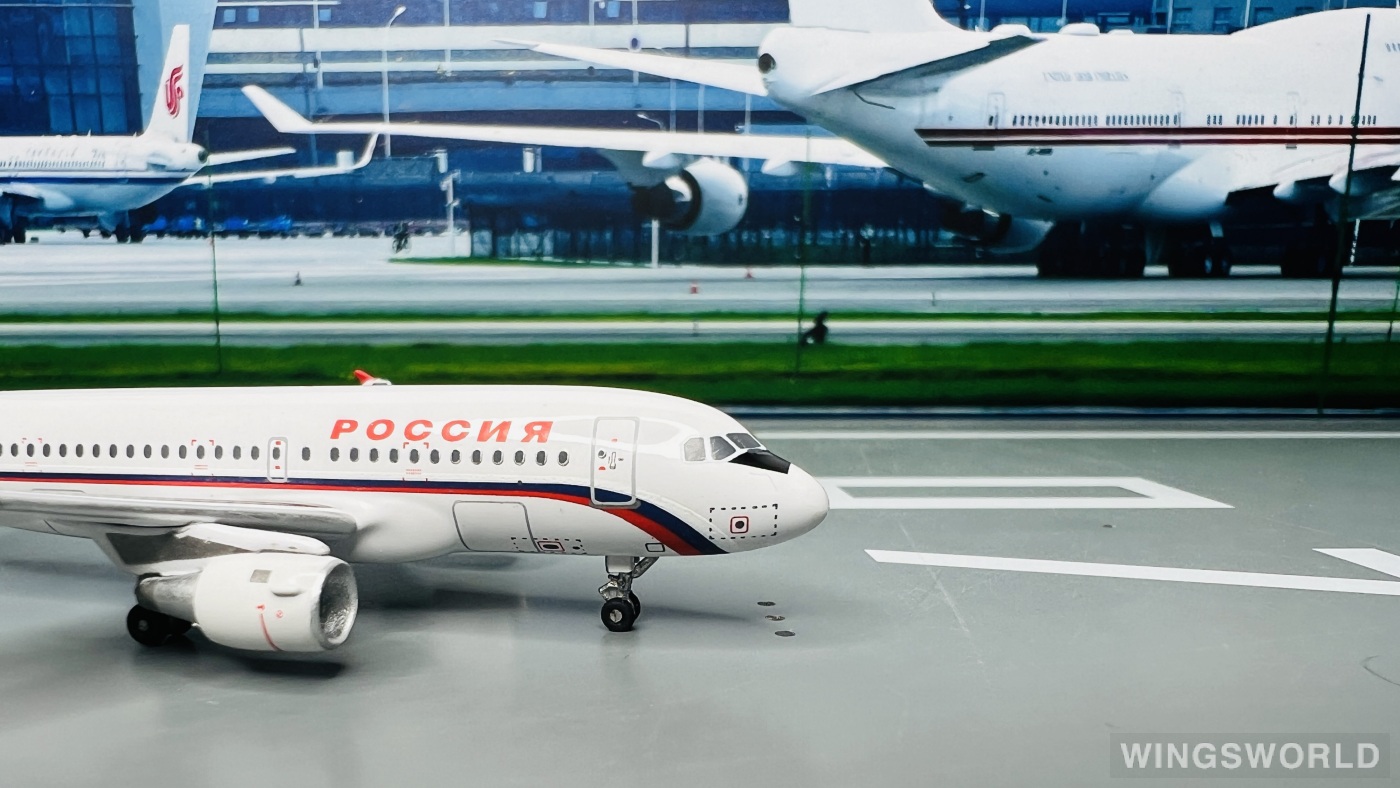 Aviation400 1:400 AV4319001 Rossiya Special Flight Detachment Airbus A319 VP-BTQ