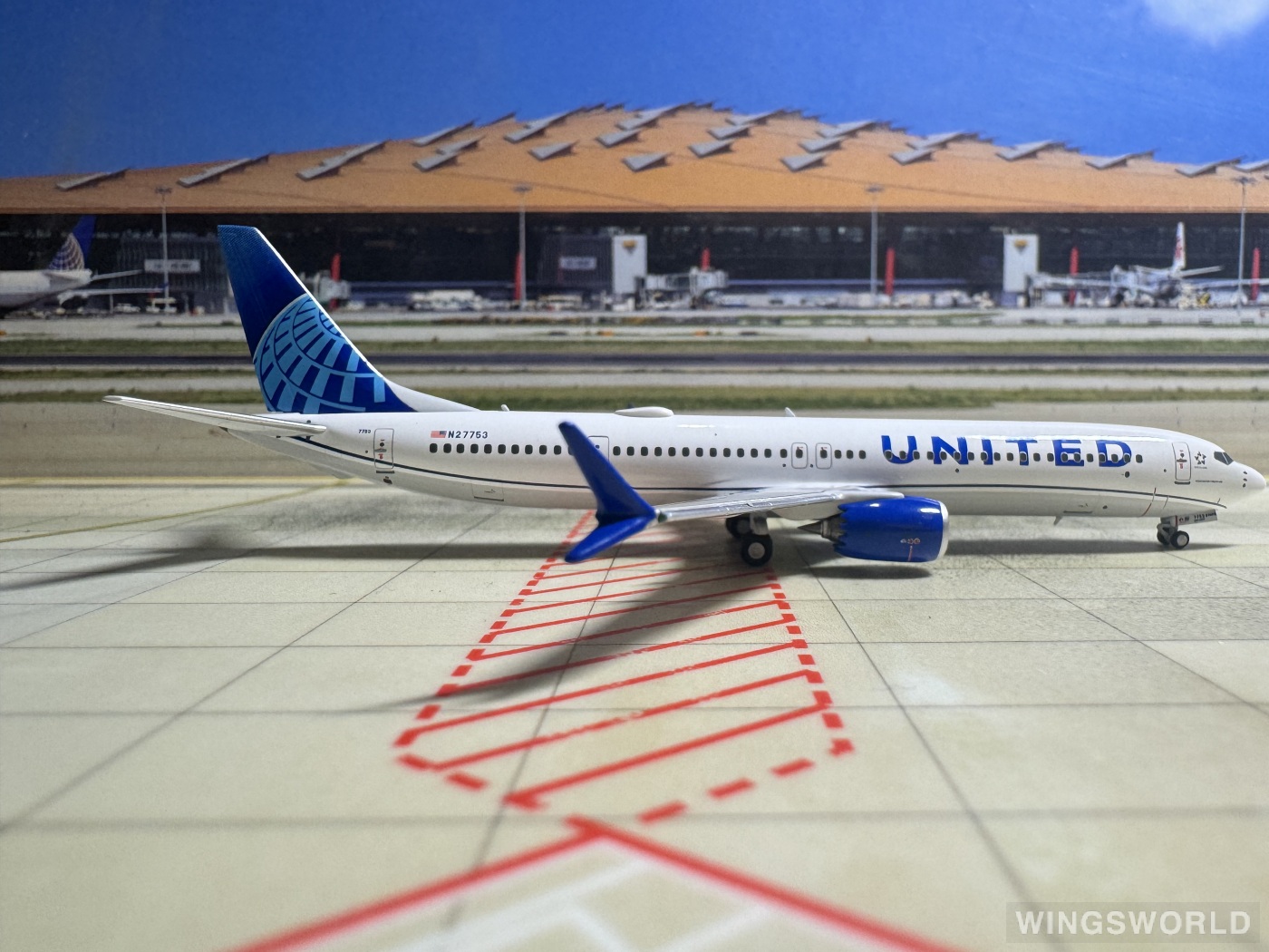 NGmodels 1:400 NG90003 United Airlines 美国联合航空 Boeing 737 MAX 10 N27602