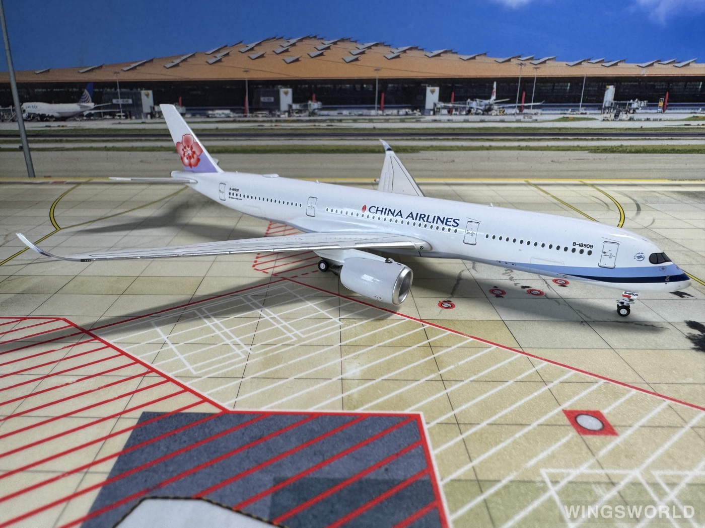 HYJLwings 1:400 HY350003 China Airlines 中华航空 Airbus A350-900 B-18909