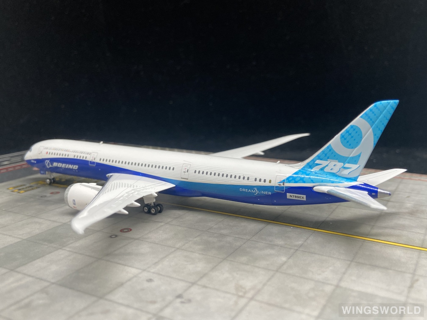 Phoenix 1:400 PH10891 Boeing 波音公司 Boeing 787-9 N789EX