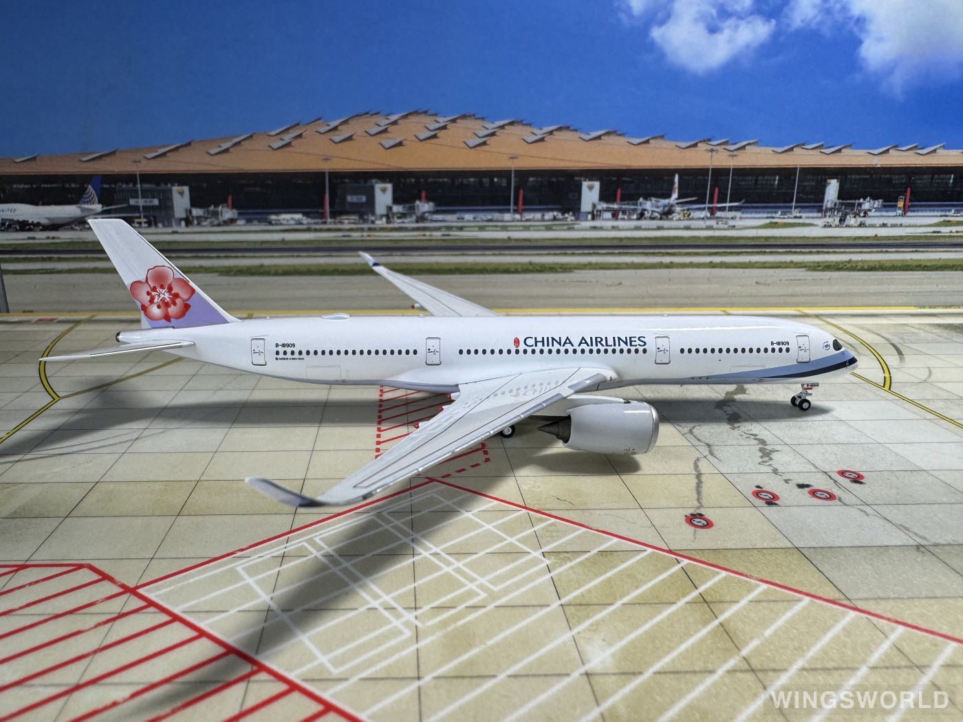 HYJLwings 1:400 HY350003 China Airlines 中华航空 Airbus A350-900 B-18909