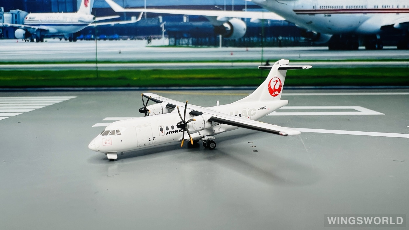 JC Wings 1:400 ATR 42 Hokkaido Air System 北海道空中系统EW4AT4005