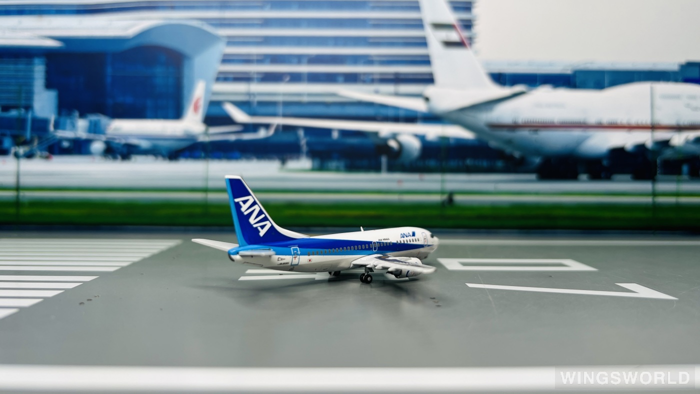 JC Wings 1:400 EW4735003 ANA 全日空 Boeing 737-500 JA8195