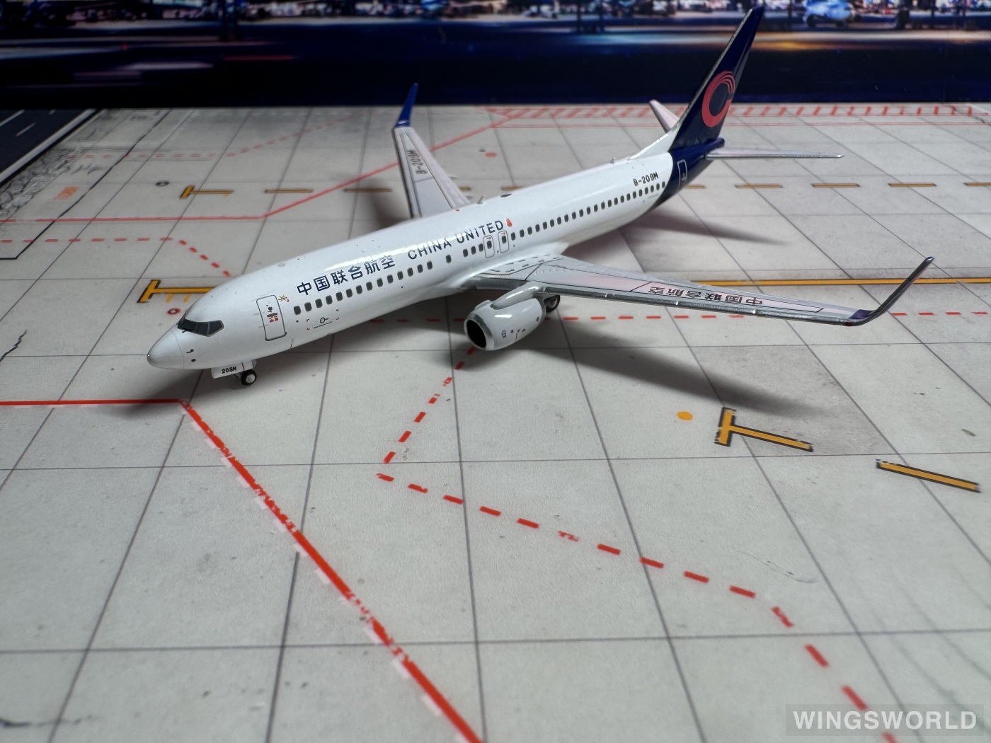 NGmodels 1:400 NG58227 China United Airlines 中国联合航空 Boeing 737-800 B-209M