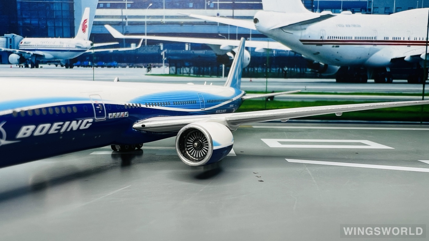 Phoenix 1:400 PH11445 Boeing 波音公司 Boeing 777-200 N6066Z