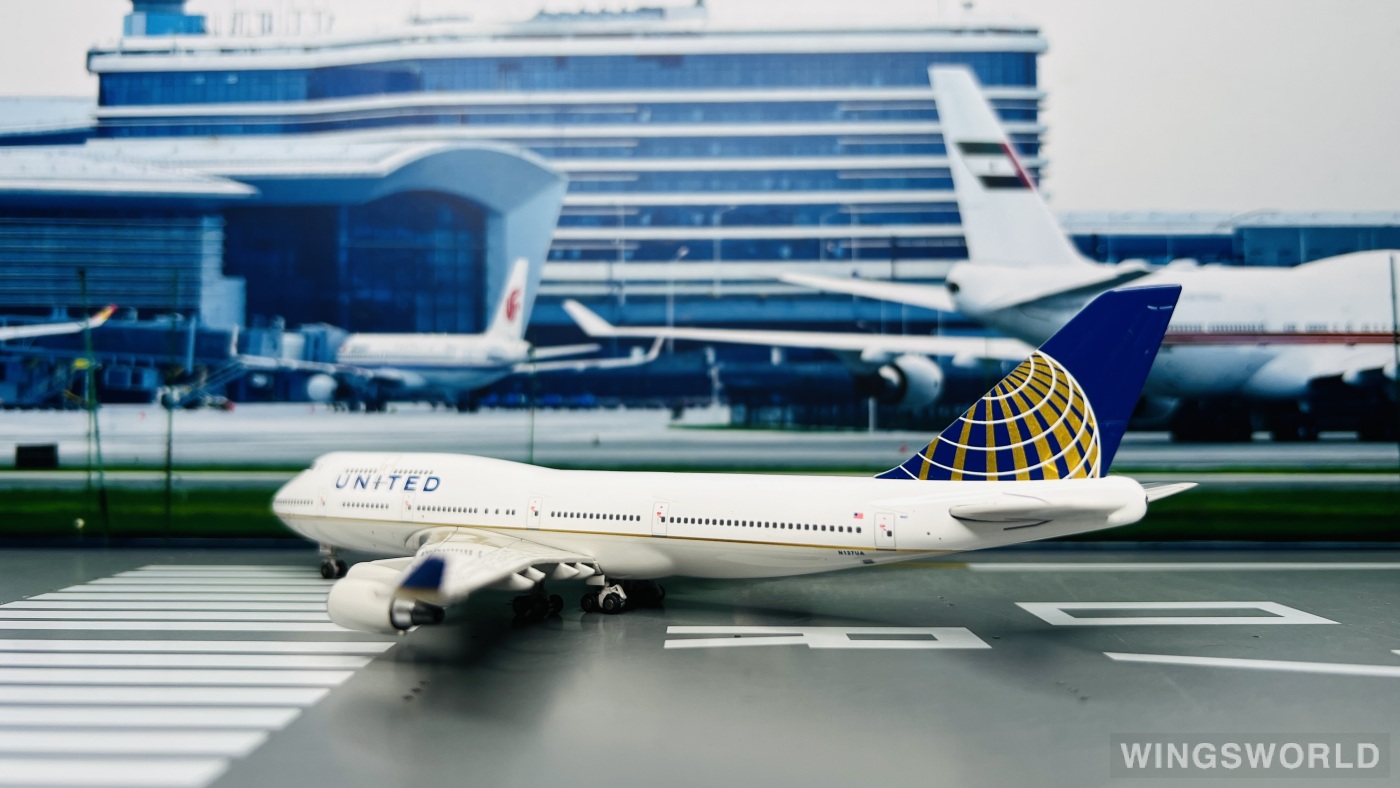 Geminijets 1:400 GJUAL1067 United Airlines 美国联合航空 Boeing 747-400 N127UA