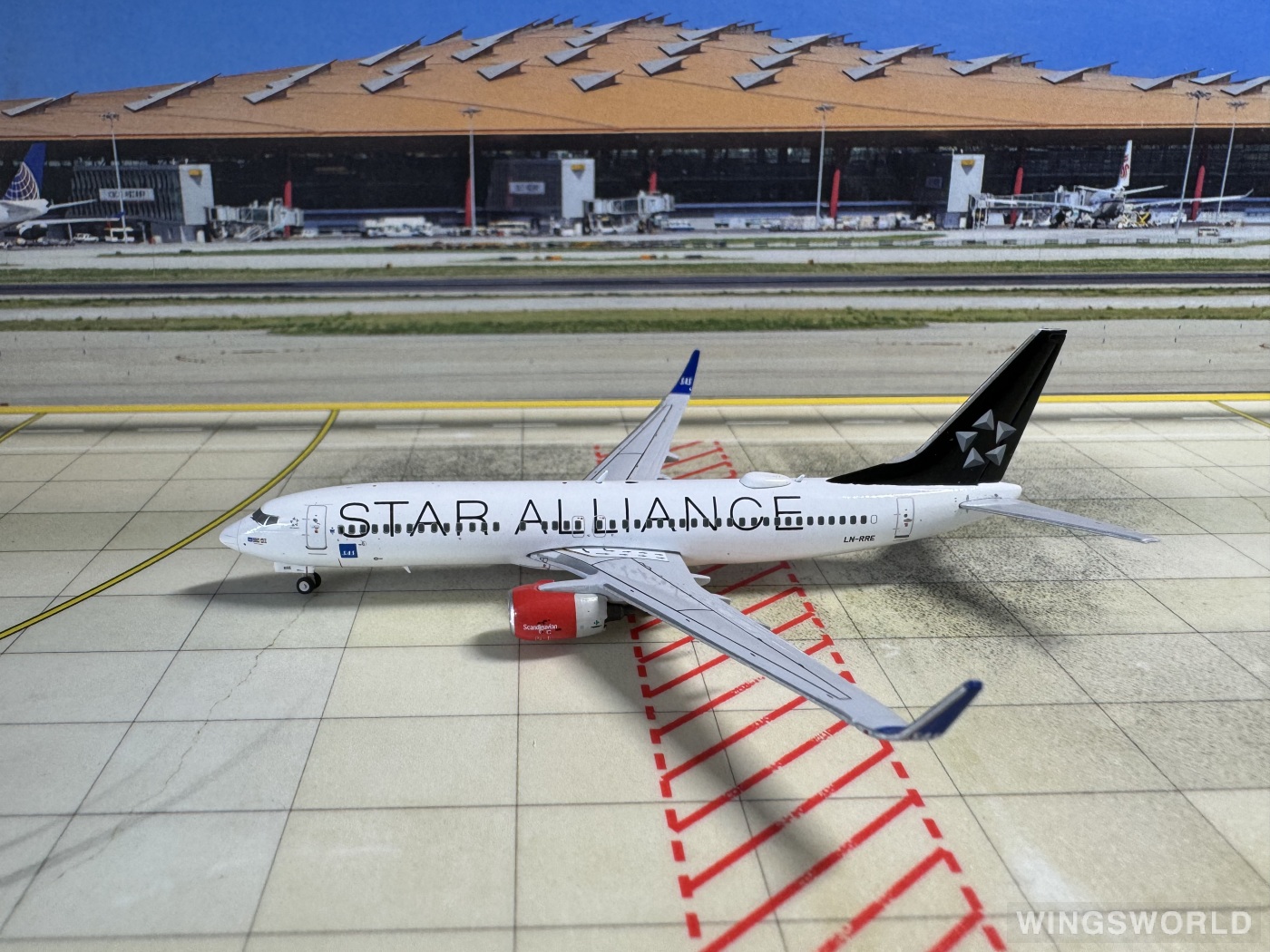 JC Wings 1:400 Boeing 737-800 SAS 北欧航空XX40022 LN-RRE 的