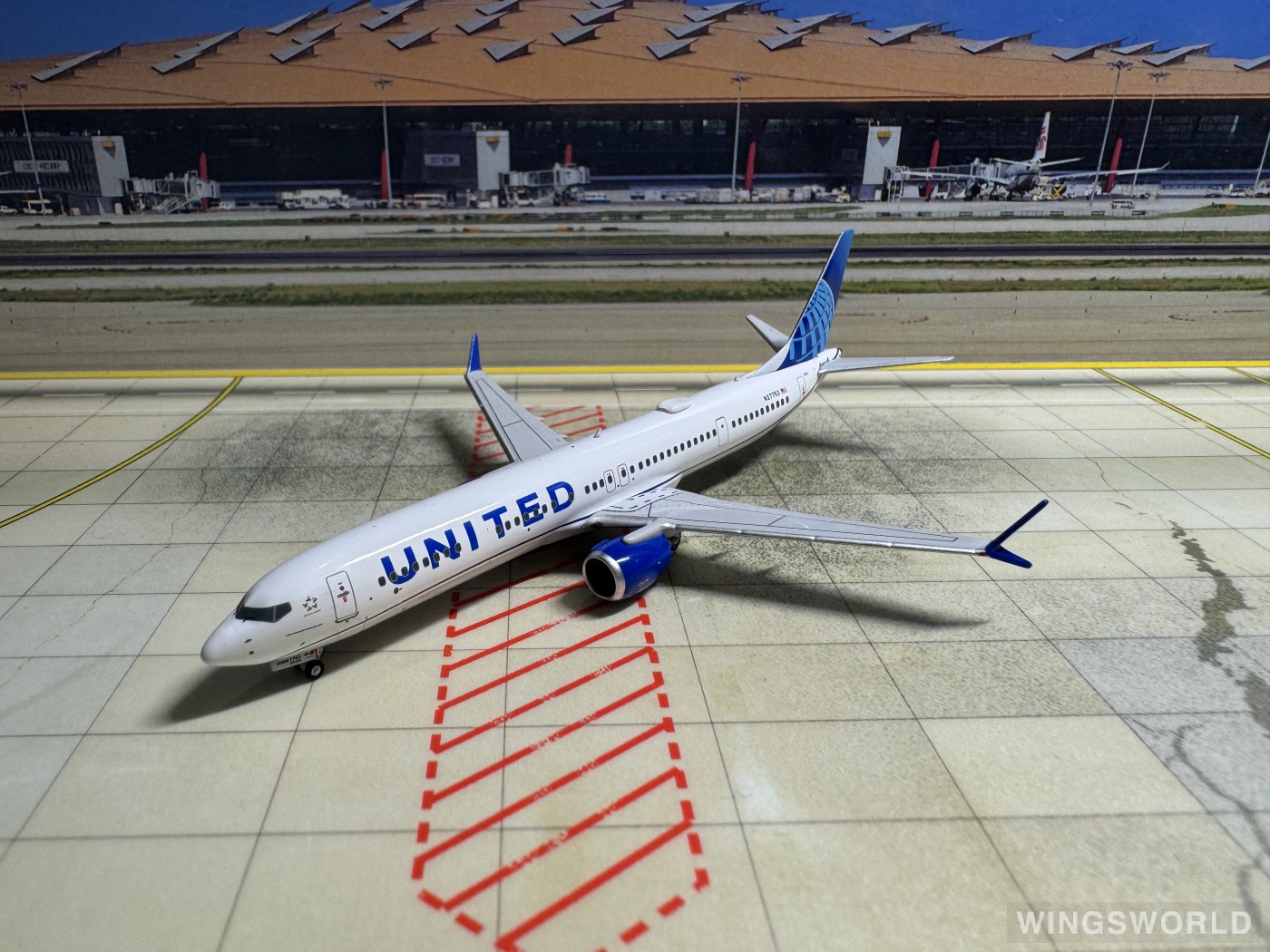 NGmodels 1:400 NG90003 United Airlines 美国联合航空 Boeing 737 MAX 10 N27602